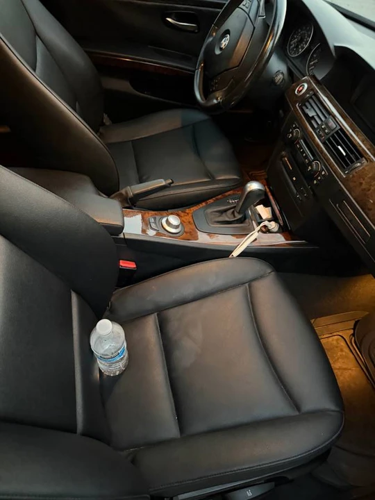2006 BMW E90 3 Series Sedan - Image 10 of 17