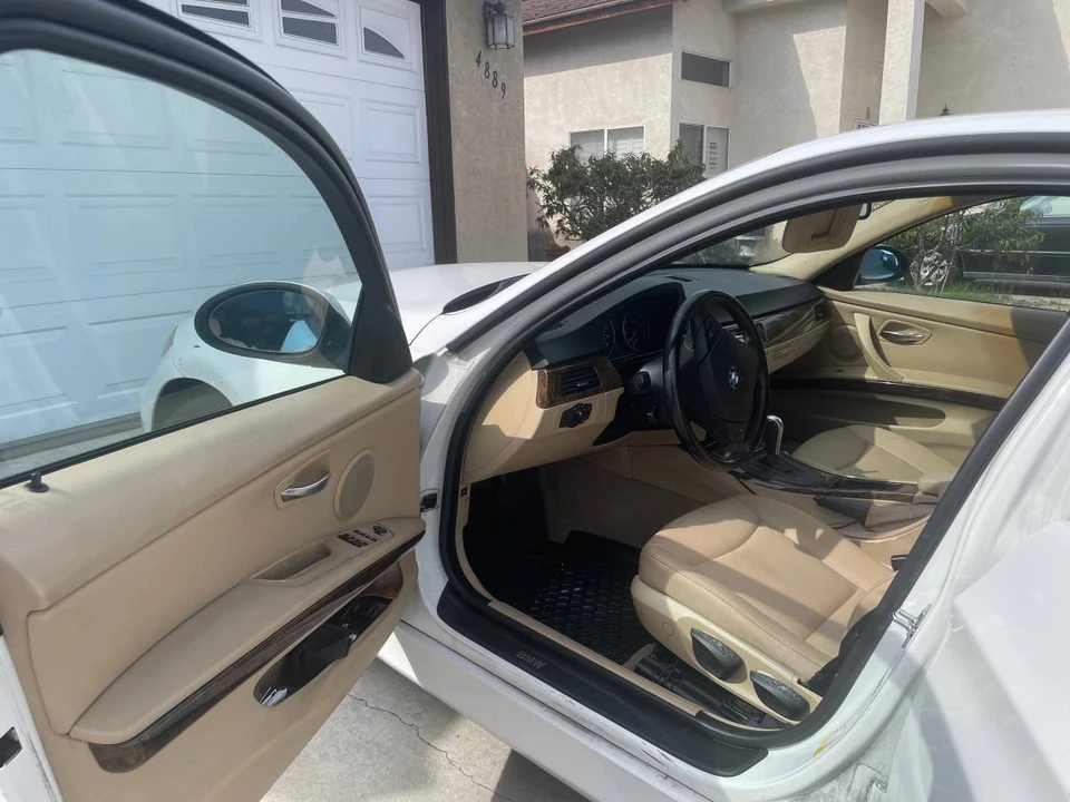 2006 BMW E90 3 Series Sedan - Image 11 of 17