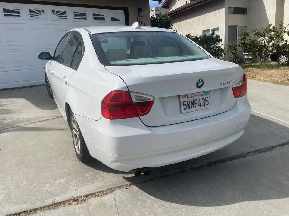 2006 BMW E90 3 Series Sedan - Image 5 of 17