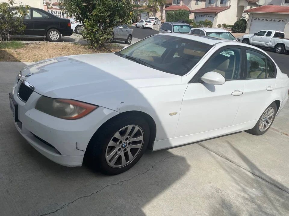 2006 BMW E90 3 Series Sedan - Image 2 of 17