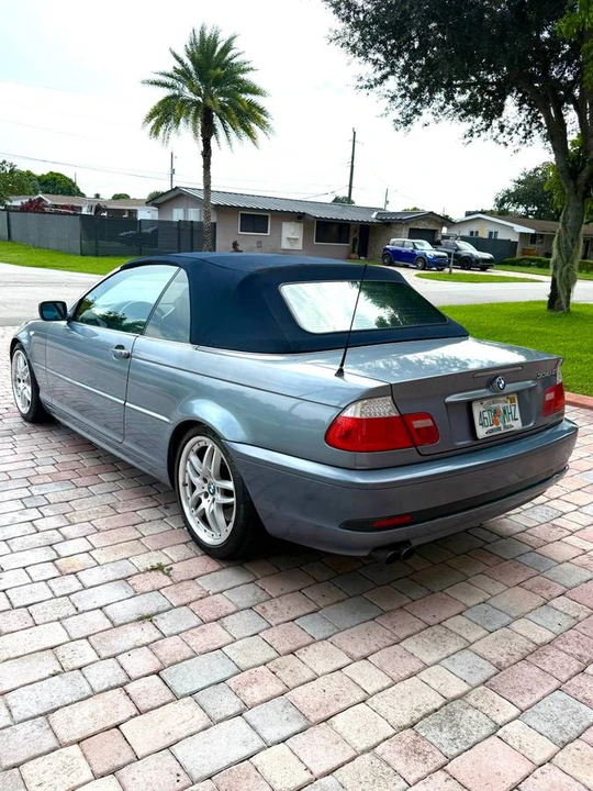 2006 BMW E46 330i & 330Ci - Image 3 of 9