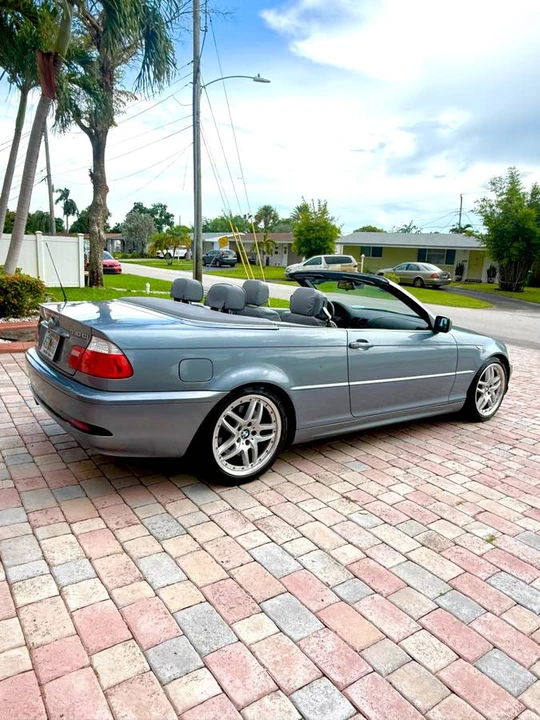 2006 BMW E46 330i & 330Ci - Image 7 of 9