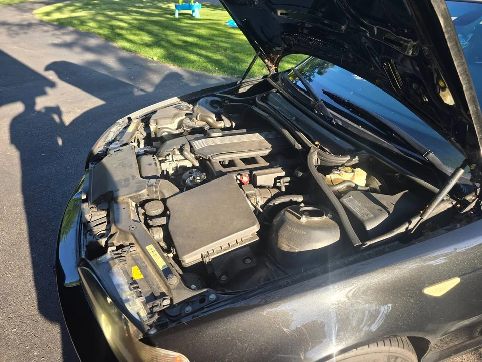 2006 BMW E46 330i & 330Ci - Image 4 of 6