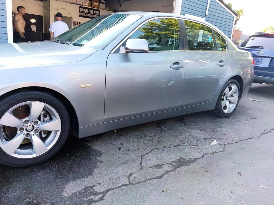 2006 BMW E60 5 Series Sedan - Image 2 of 3