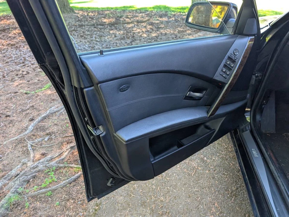 2006 BMW E60 5 Series Sedan - Image 13 of 20