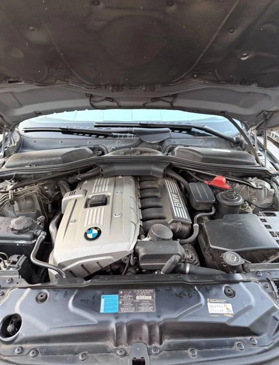 2006 BMW E60 5 Series Sedan - Image 5 of 6