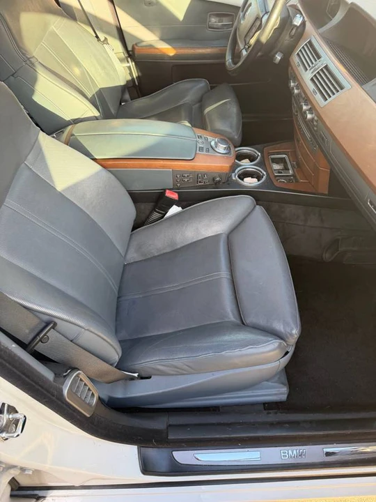 2006 BMW E65/E66 750i & 760i Sedan - Image 16 of 16