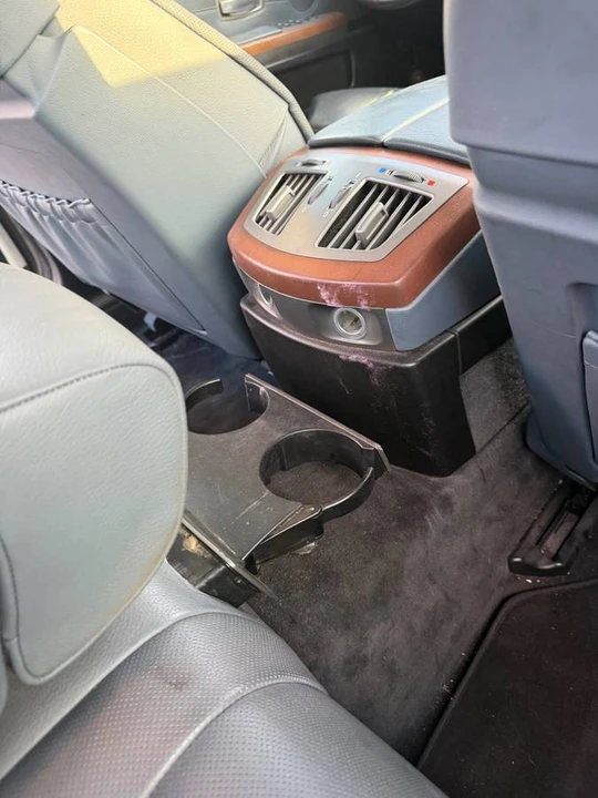 2006 BMW E65/E66 750i & 760i Sedan - Image 15 of 16