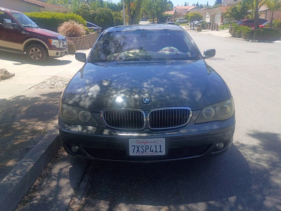 2006 BMW E65/E66 750i & 760i Sedan - Image 4 of 5