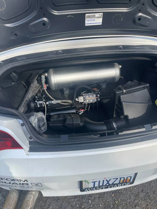 2006 BMW E86 Z4 Coupe - Image 2 of 16