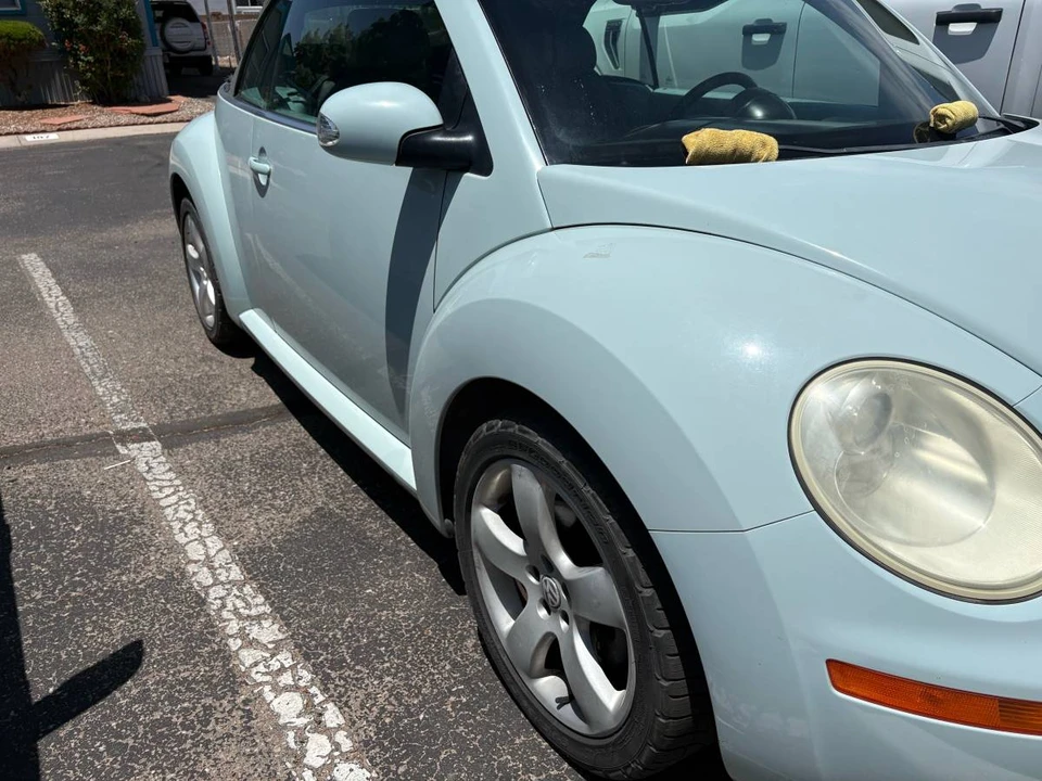 2006 Volkswagen New Beetle - Image 2 of 5