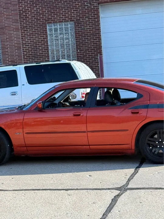 2006 Dodge Charger 6th Gen - Image 9 of 9