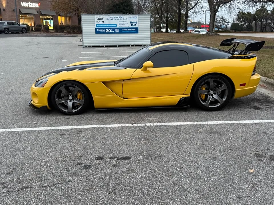 2006 Dodge Viper 3rd Gen - Image 4 of 9