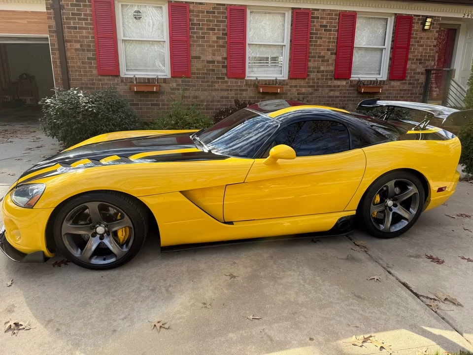 2006 Dodge Viper 3rd Gen - Image 9 of 9