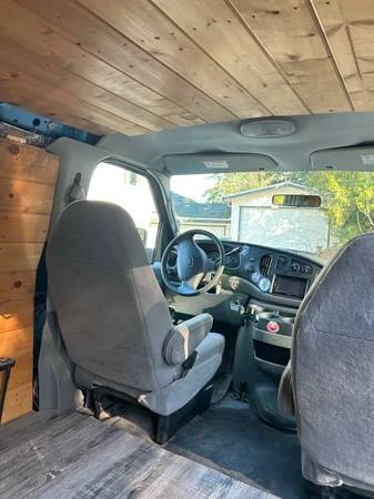 2006 Ford Econoline Van - Image 8 of 9