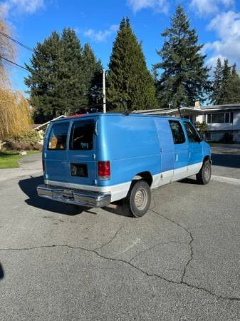 2006 Ford Econoline Van - Image 3 of 9