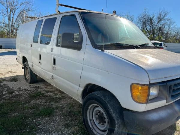 2006 Ford Econoline Van - Image 2 of 6