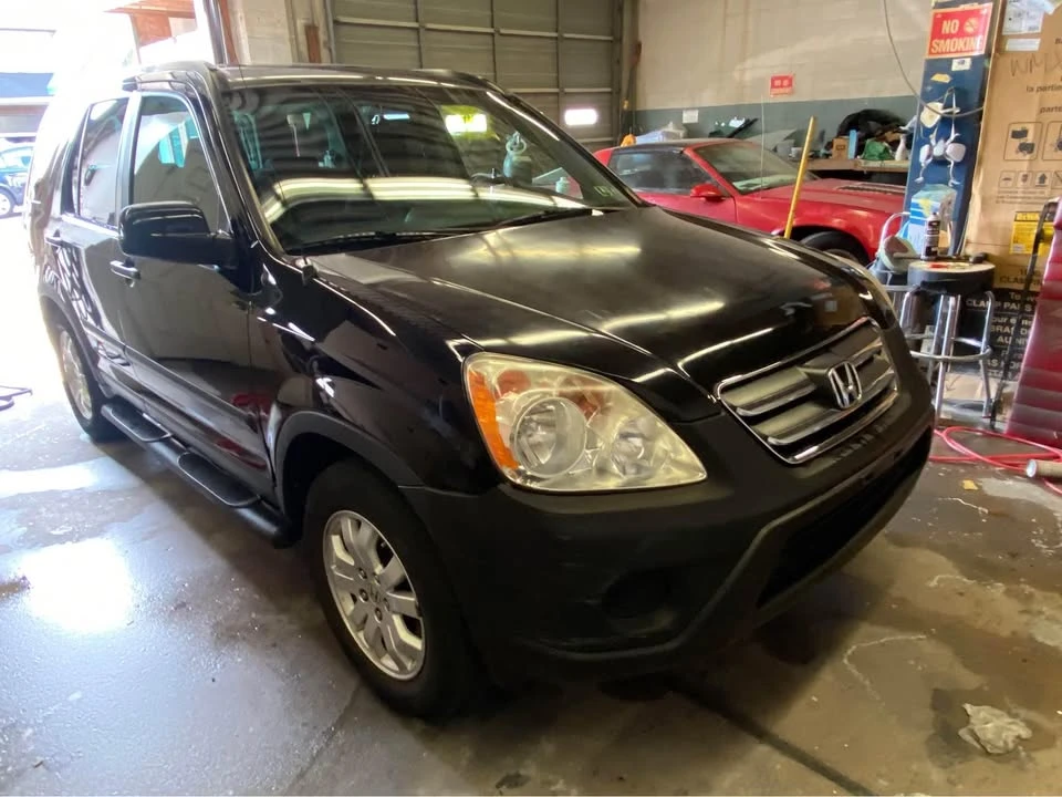 2006 Honda CR-V 2nd Gen - Image 3 of 9