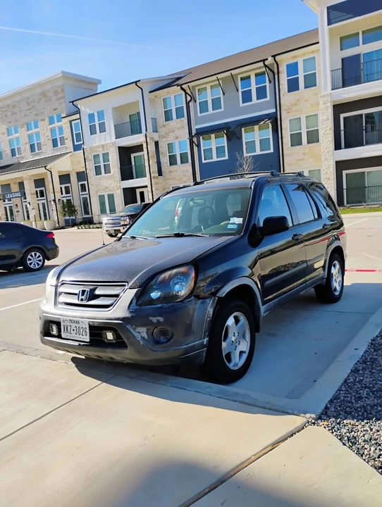 2006 Honda CR-V 2nd Gen - Image 3 of 5