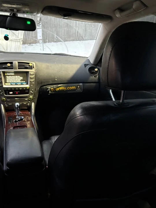 2006 Lexus IS 2nd Gen - Image 8 of 10