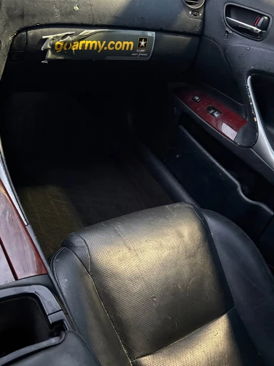 2006 Lexus IS 2nd Gen - Image 6 of 10