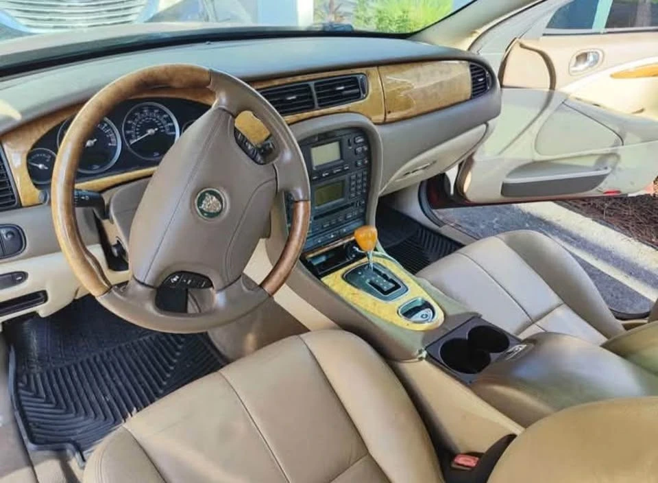 2006 Jaguar S-Type 2nd Gen - Image 4 of 8