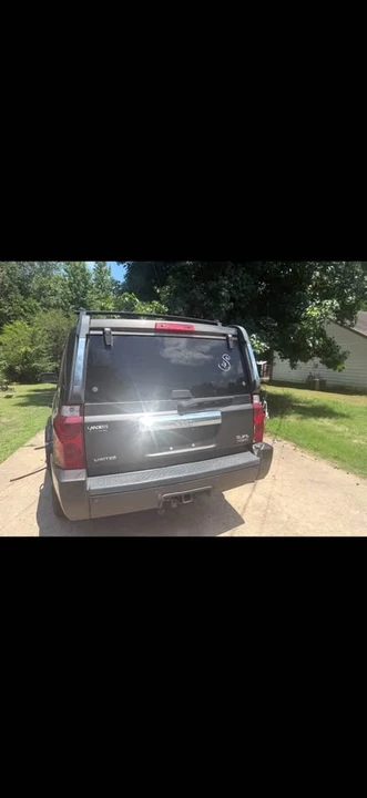 2006 Jeep Commander - Image 2 of 4