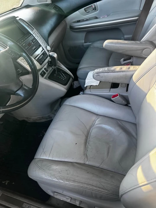 2006 Lexus RX 2nd Gen - Image 4 of 6