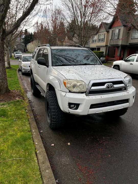 2006 Toyota 4Runner - Image 2 of 21