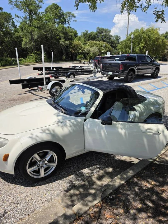 2006 Mazda NC MX-5 Miata - Image 2 of 9