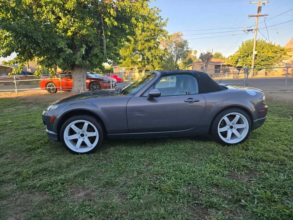 2006 Mazda NC MX-5 Miata - Image 8 of 10