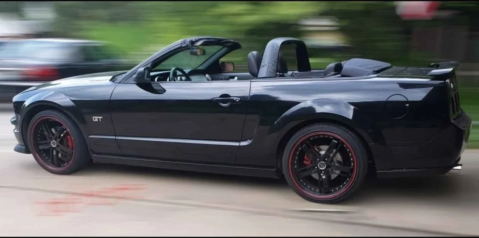 2006 Ford S197 Mustang - Image 2 of 3