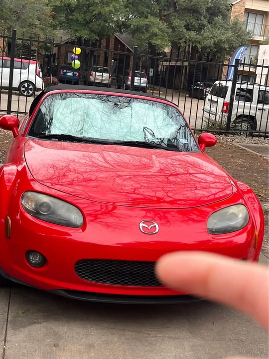 2006 Mazda NC MX-5 Miata - Image 4 of 4