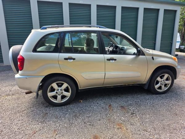 2006 Toyota RAV4 3rd Gen - Image 2 of 14