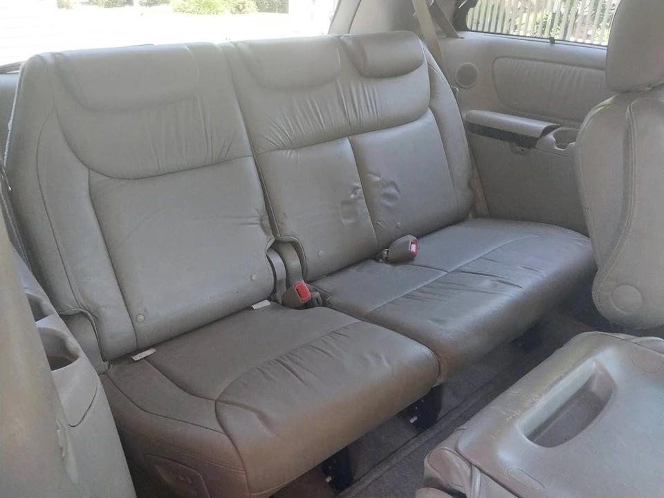 2006 Toyota Sienna 2nd Gen - Image 11 of 16