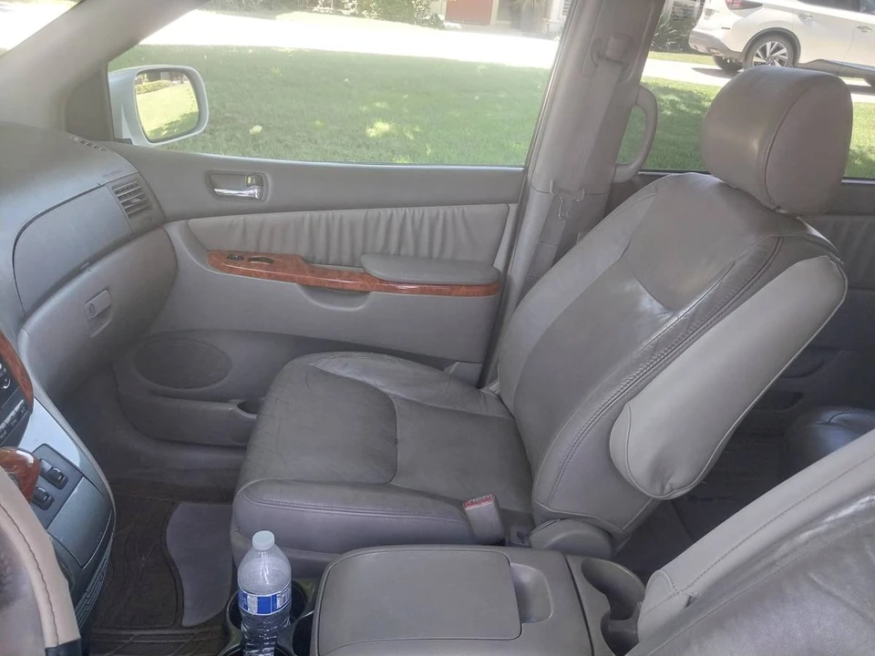 2006 Toyota Sienna 2nd Gen - Image 8 of 16
