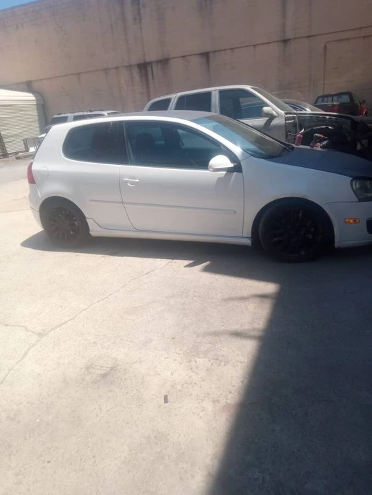 2006 Volkswagen GTI Mk5 - Image 5 of 5