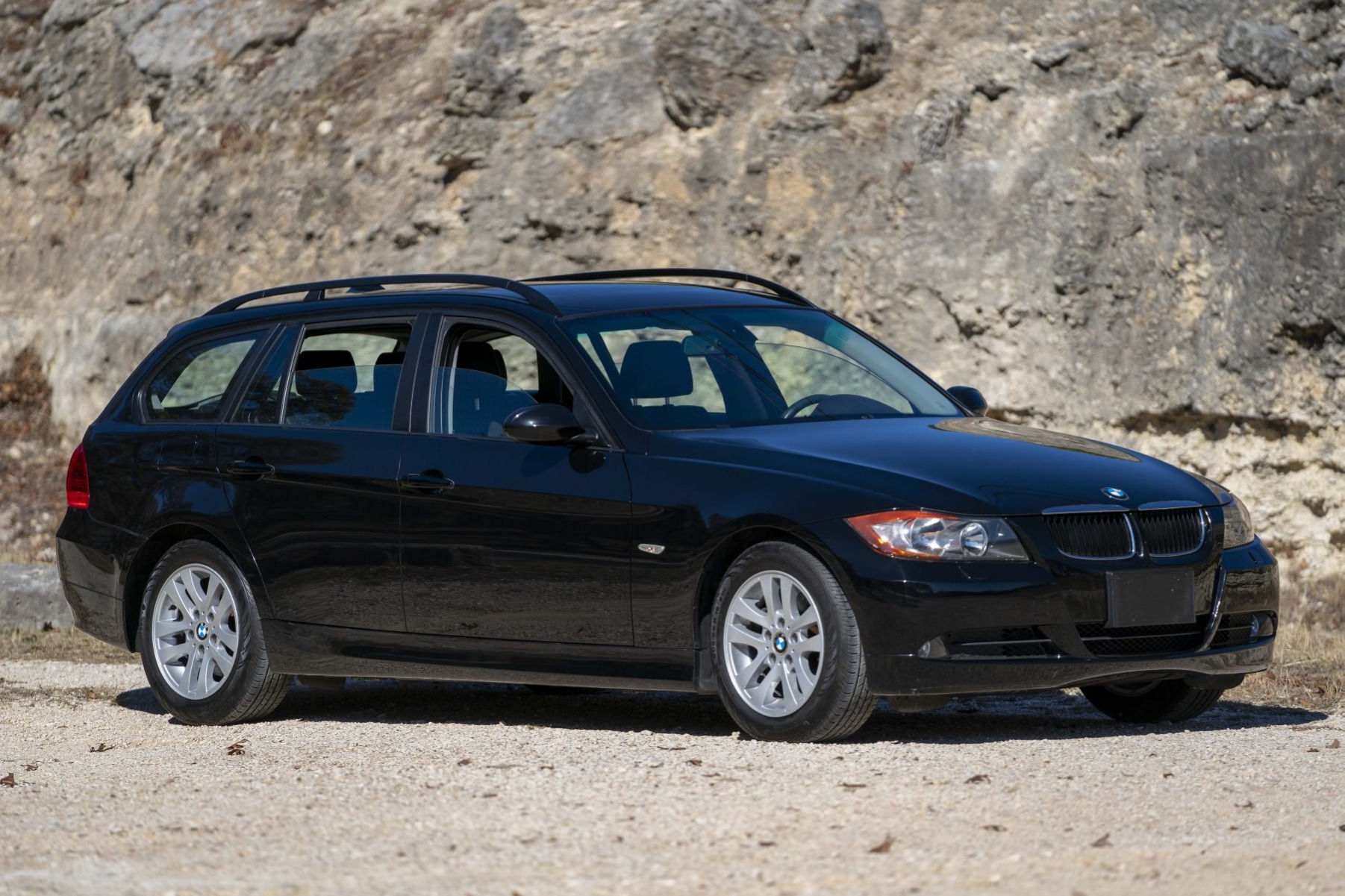 2006 BMW 325xi Sports Wagon 6-Speed
