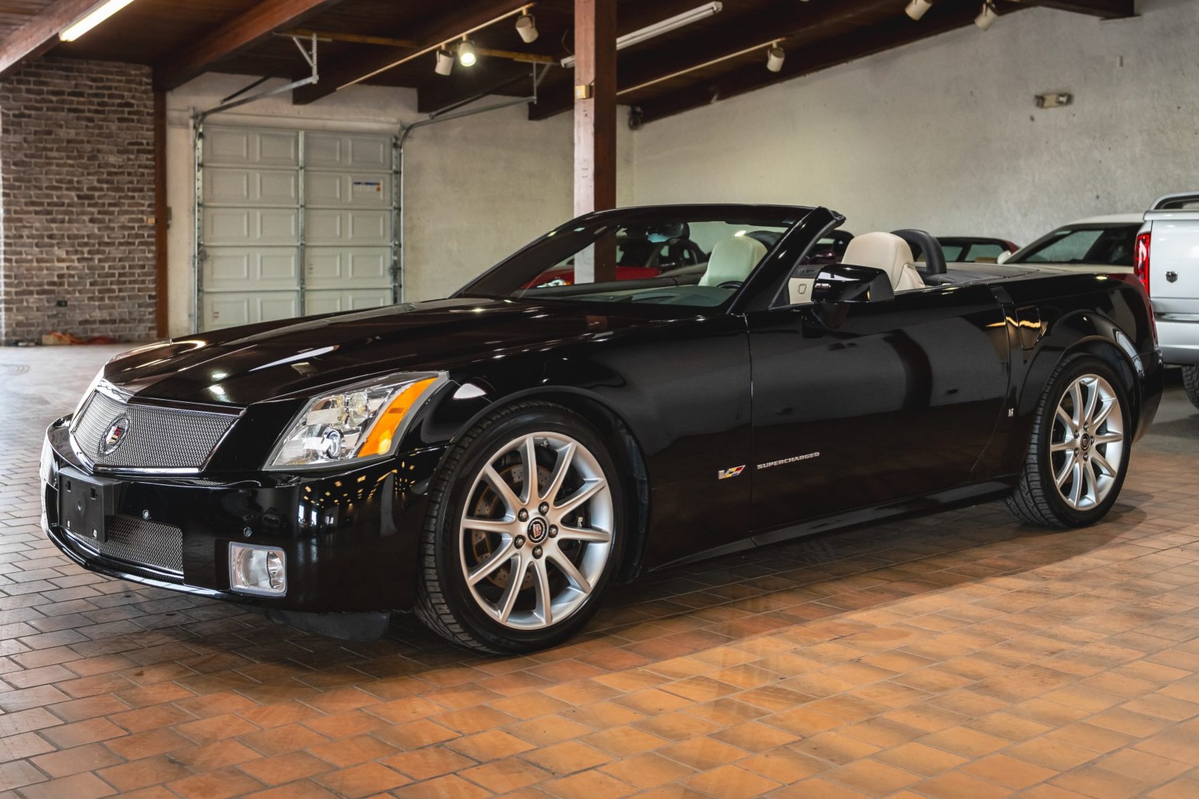 33k-Mile 2006 Cadillac XLR-V