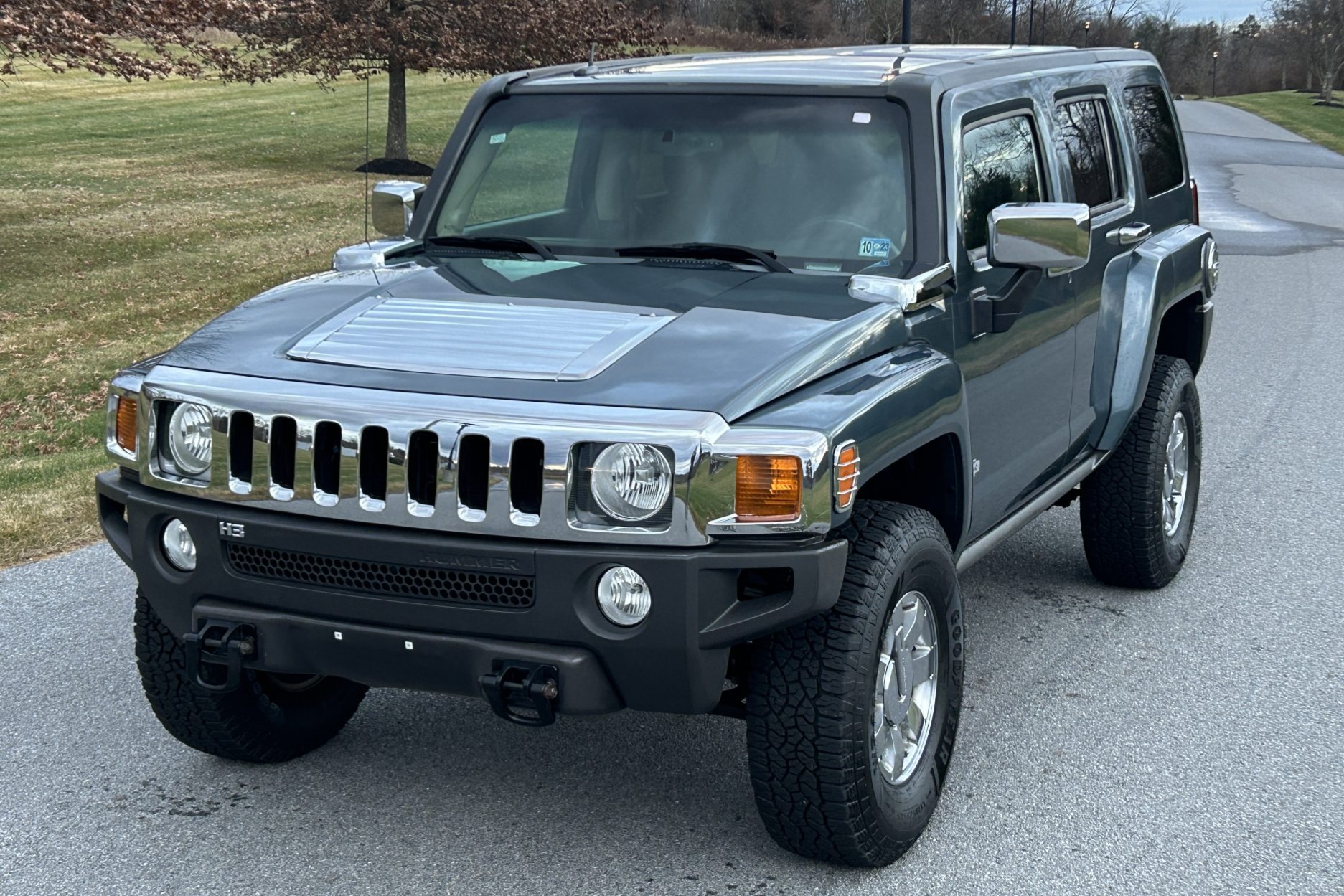 24k-Mile 2006 Hummer H3 5-Speed