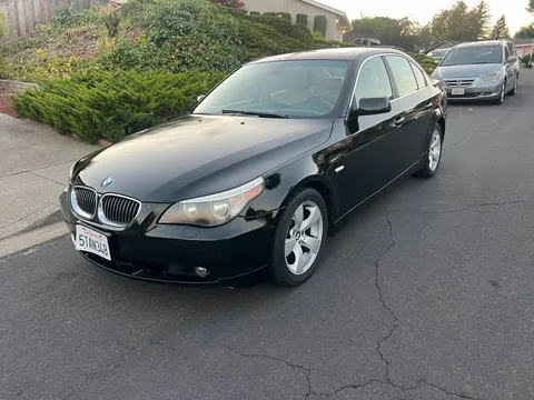 2006 BMW 525i