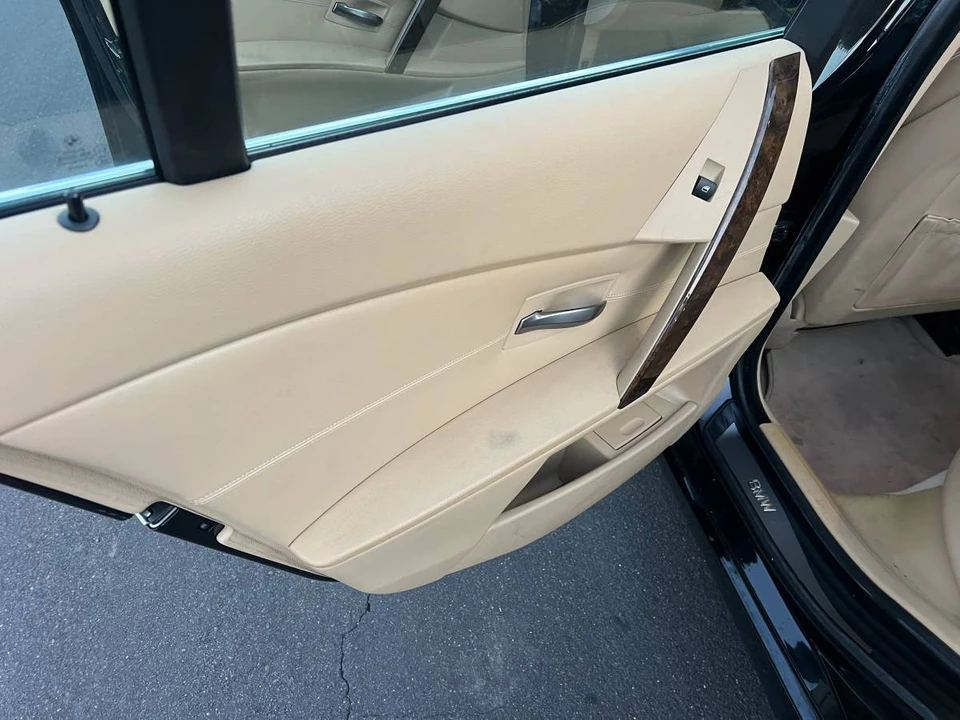 2006 BMW E60 5 Series Sedan - Image 12 of 16