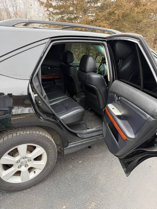 2007 Lexus RX 2nd Gen - Image 5 of 10