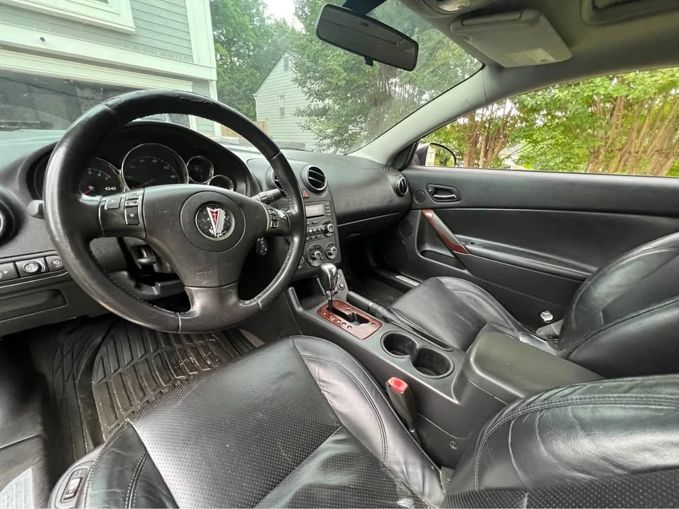 2007 Pontiac G6 - Image 2 of 10