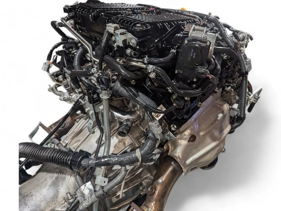 2007 Parts & Memorabilia Engines - Image 6 of 10