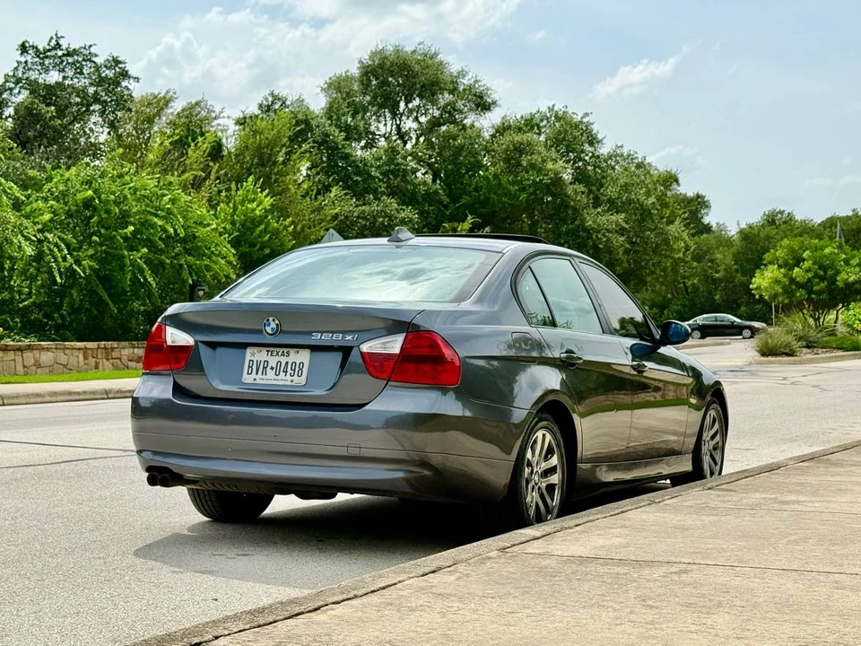 2007 BMW E90 3 Series Sedan - Image 9 of 13