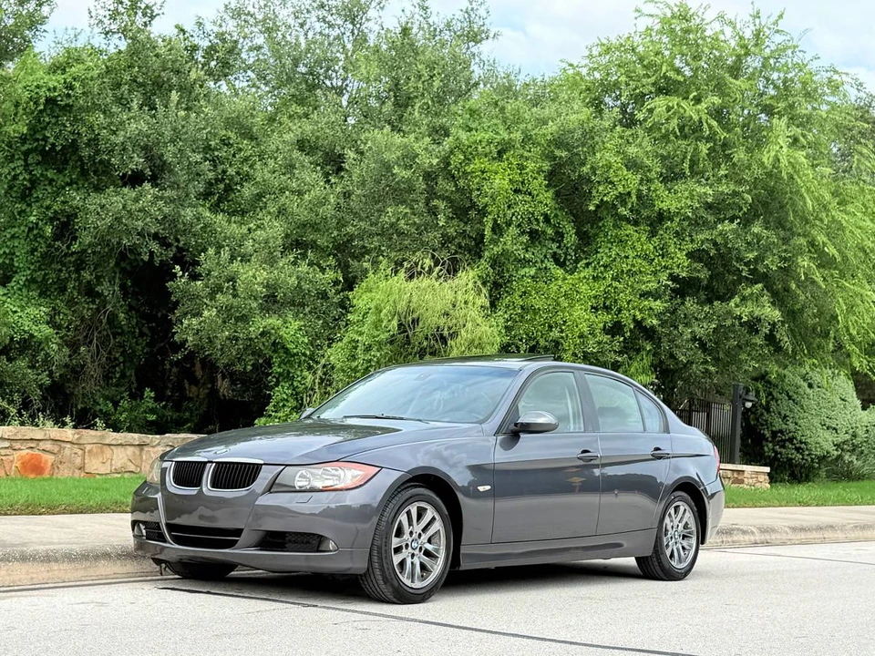 2007 BMW E90 3 Series Sedan - Image 3 of 13
