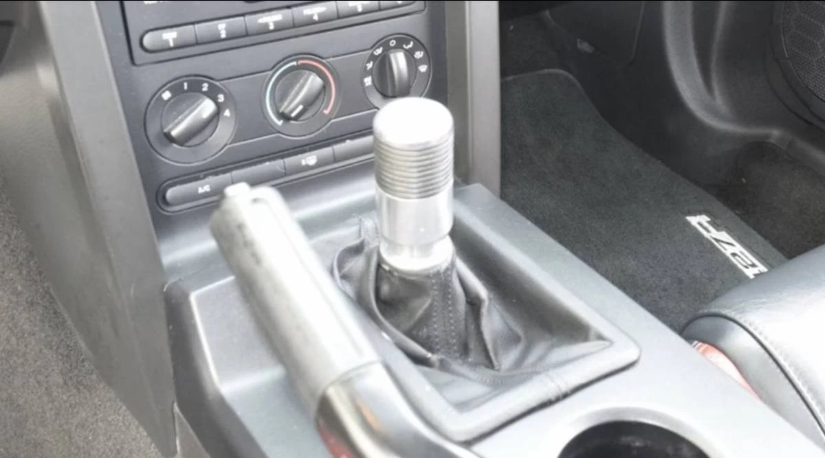 2007 Ford S197 Mustang - Image 12 of 23