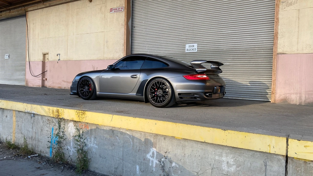 2007 Porsche 997 Carrera 4S - Image 3 of 10