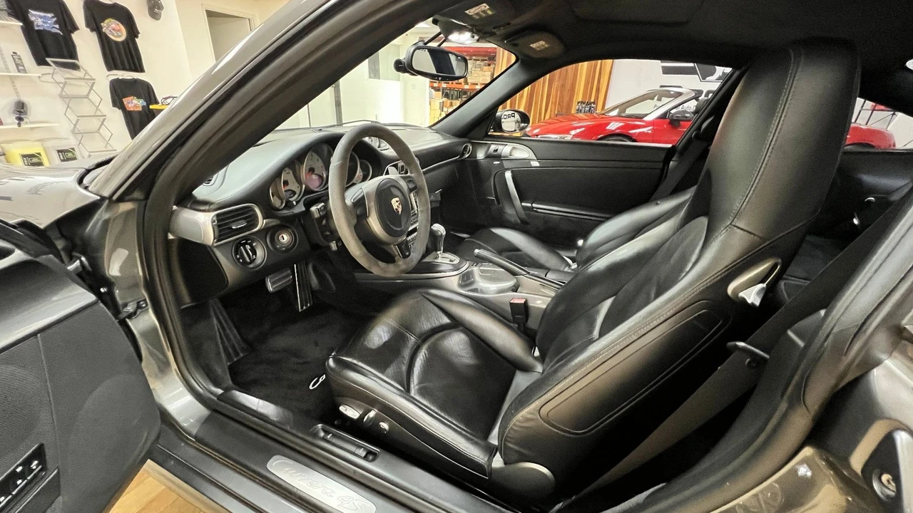 2007 Porsche 997 Carrera 4S - Image 9 of 10
